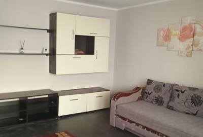 Apartament cu 2 camere decomandat în George Enescu