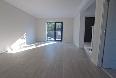 Casă cu 4 camere în Miroslava