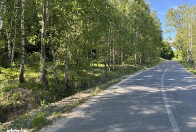 Teren de 2400 mp, în Râșca
