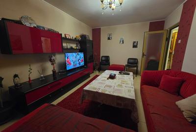 Apartament cu 3 camere decomandat în Brotăcei - 14