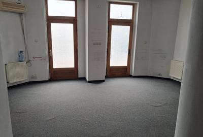 Birou, de 700 mp, în Gheorgheni - 4
