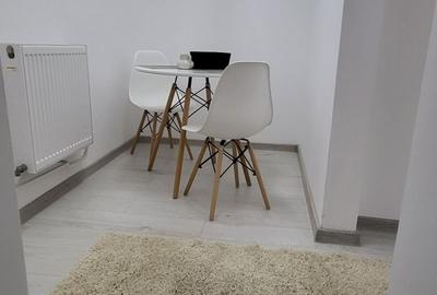 Apartament cu 2 camere decomandat în Ultracentral