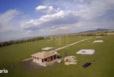 Casă individuală cu 4 camere cu Canalizare în Sânpetru - 5