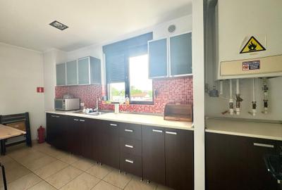 Apartament cu 6 camere decomandat, mobilat în 13 Septembrie - 16