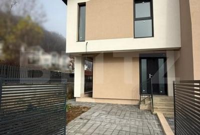 Duplex cu 4 camere cu Canalizare în Florești - 2