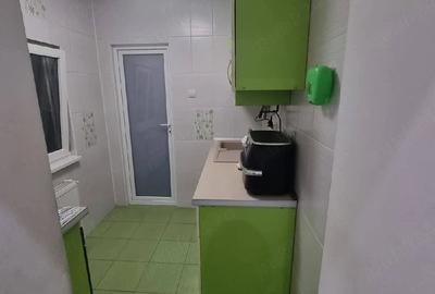 Casă cu 2 camere cu Teren 446 Mp în Rahova