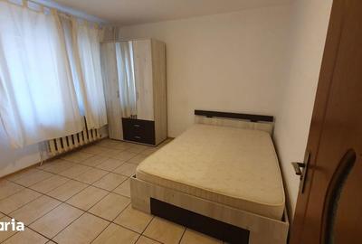 Apartament cu 4 camere decomandat, mobilat în Central - 3