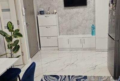 Apartament cu 3 camere decomandat în Lacu