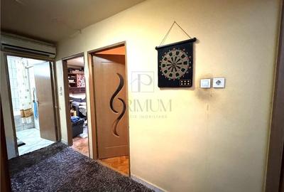 Apartament cu 3 camere decomandat în Vlădeasa - 5