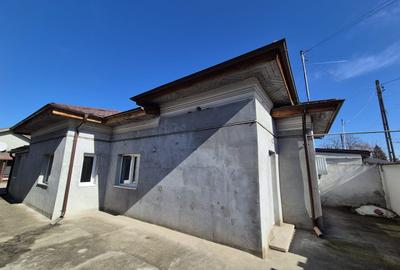 Casă individuală cu 6 camere cu Canalizare în Chiajna - 1