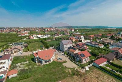 Casă cu 5 camere cu Teren 726 Mp în Sânmartin - 7