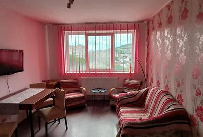 Apartament cu 2 camere semidecomandat în Dărmănești