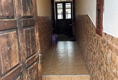 Casă cu 3 camere cu Teren 532 Mp în Central