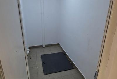 Spațiu comercial, de 200 mp, în Central - 6