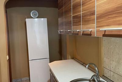 Apartament cu 2 camere semidecomandat în Rahova