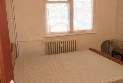 Apartament cu 2 camere decomandat în Micro 13