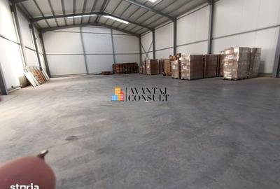 Spațiu comercial, de 560 mp, în Central - 12