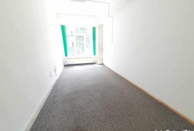 Spațiu comercial, de 20 mp, în Central