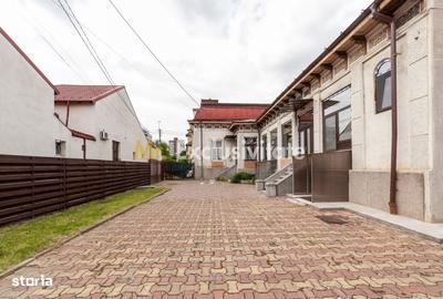 Casă cu 4 camere în Central