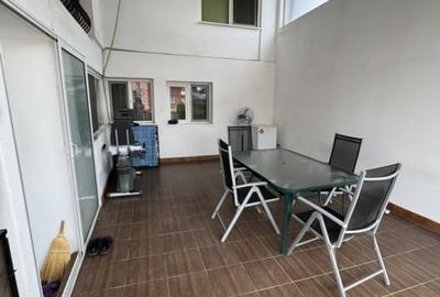 Casă individuală cu 6 camere cu Canalizare în Ultracentral