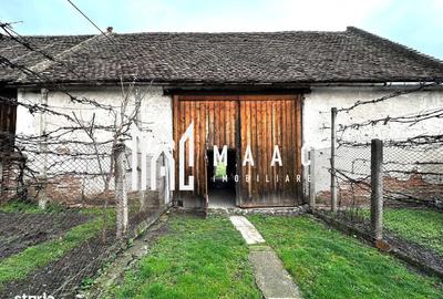 Casă cu 4 camere cu Canalizare în Cristian