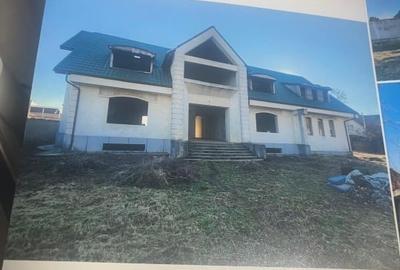 Casă individuală cu 9 camere cu Teren 2350 Mp în Central - 13