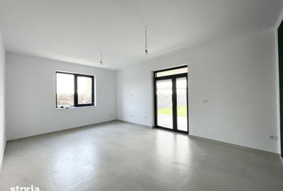 Casă cu 4 camere cu Teren 300 Mp în Central - 2