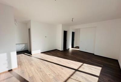 Apartament cu 3 camere semidecomandat în Dămăroaia - 3