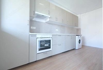 Spațiu comercial, de 90 mp, în Central