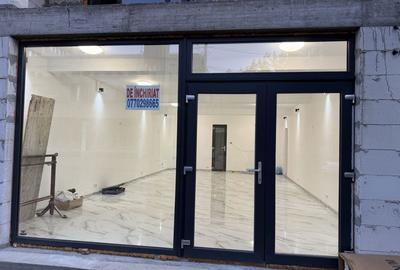 Spațiu comercial, de 80 mp, în Central - 6