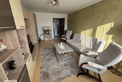 Apartament cu 3 camere decomandat în Tudor - 10