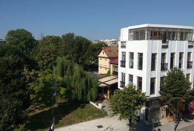 Spațiu comercial, de 350 mp, în Ultracentral - 2