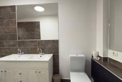 Duplex cu 5 camere cu Canalizare în Viilor - 11