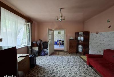 Casă cu 3 camere cu Teren 250 Mp în Țiglari