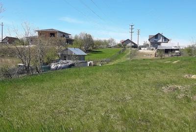 Teren de 1100 mp, în Central
