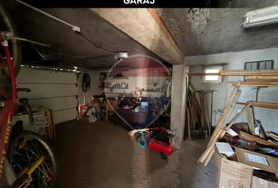 Casă cu 3 camere cu Teren 1594 Mp în Valea Borcutului