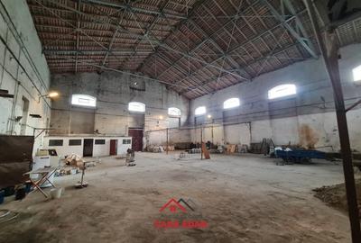 Spațiu industrial, de 482 mp, în Central - 8