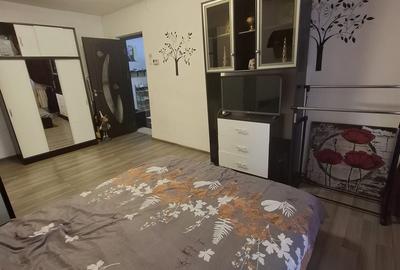 Apartament cu 3 camere decomandat în Ultracentral