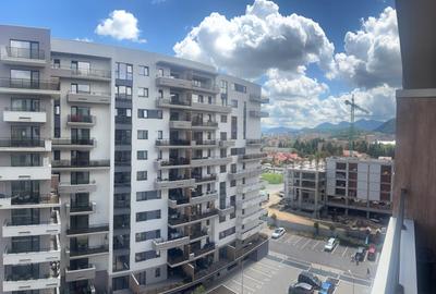 Garsonieră decomandată în Brașovul Vechi