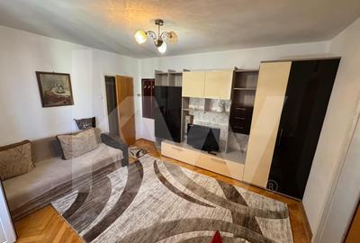 Apartament cu 2 camere semidecomandat, mobilat în Hipodrom 3