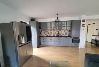 Apartament cu 3 camere semidecomandat, mobilat în Domenii