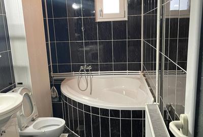 Apartament cu 5 camere decomandat în Central