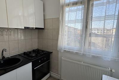Apartament cu 2 camere în 1 Mai
