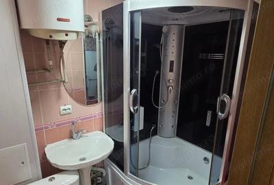 Garsonieră decomandată în Buziașului