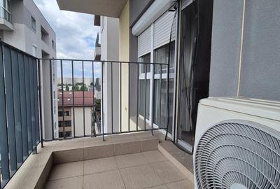 Apartament cu 2 camere decomandat în 1 Decembrie 1918