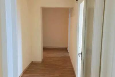 Apartament cu 2 camere decomandat în Mazepa 2