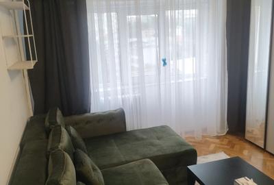 Apartament cu 2 camere decomandat în Gară