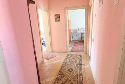 Apartament cu 2 camere decomandat, mobilat în 9 Mai