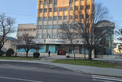 Spațiu comercial, de 6,086 mp, în Falezei - 3