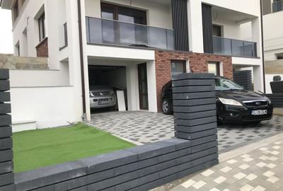 Duplex cu 4 camere cu Canalizare în Iris